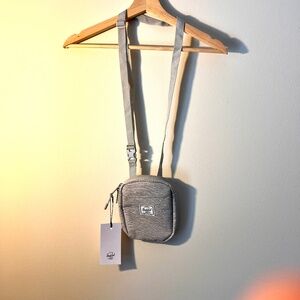 Herschel - Cross Body Bag - Light gray - NWT
